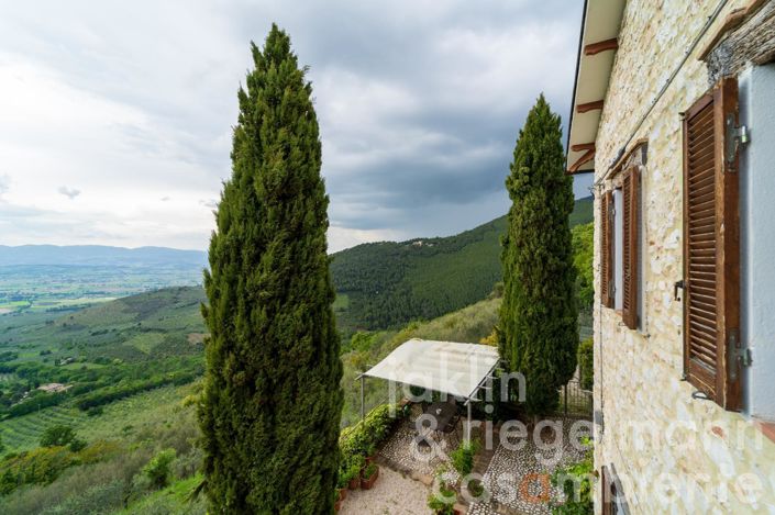 Image No.18-3 Bed Country House for sale