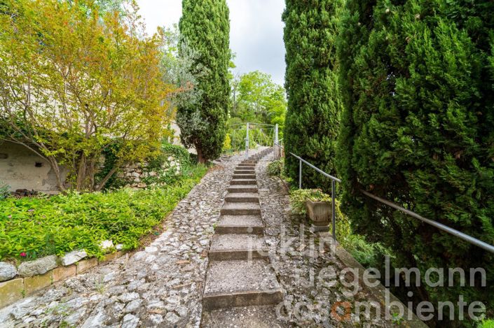 Image No.26-3 Bed Country House for sale