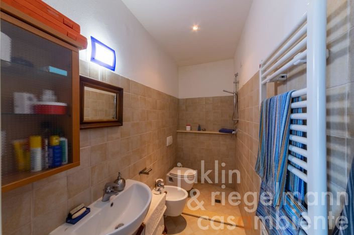 Image No.38-3 Bed Country House for sale