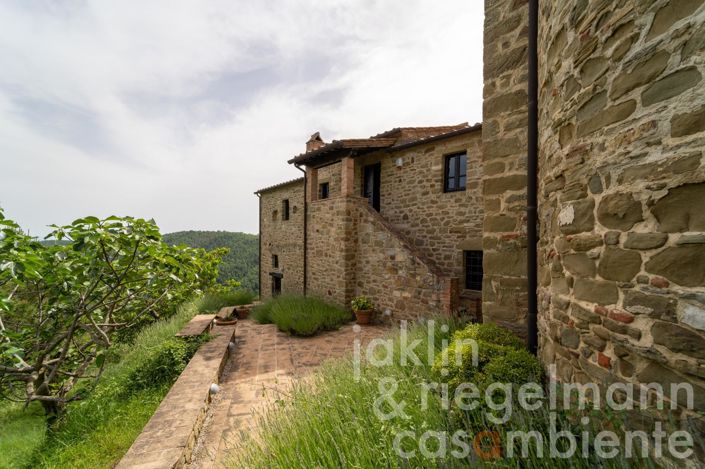 Image No.23-7 Bed Country House for sale