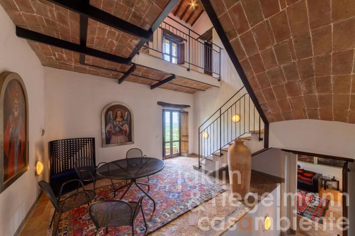 Image No.32-7 Bed Country House for sale