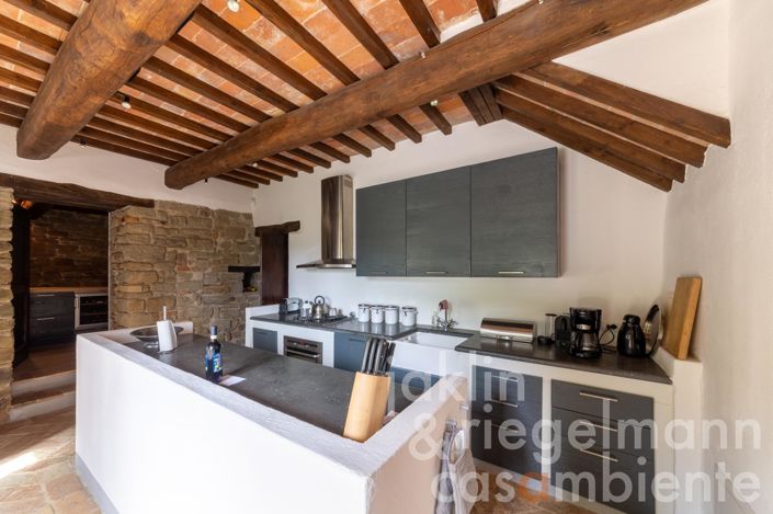 Image No.36-7 Bed Country House for sale