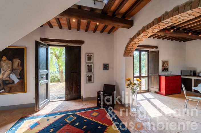 Image No.81-7 Bed Country House for sale