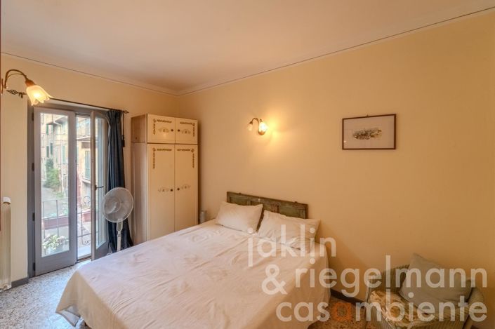 Image No.13-3 Bed Townhouse for sale