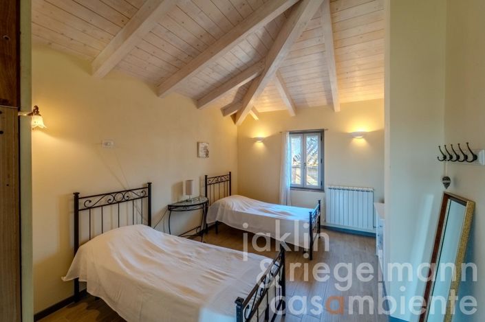 Image No.15-3 Bed Townhouse for sale