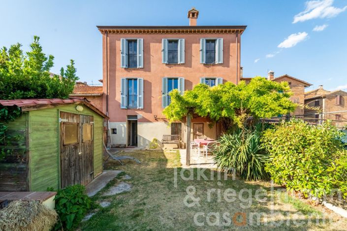 Image No.5-3 Bed Townhouse for sale