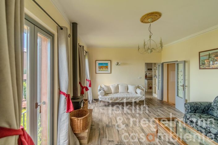 Image No.8-3 Bed Townhouse for sale