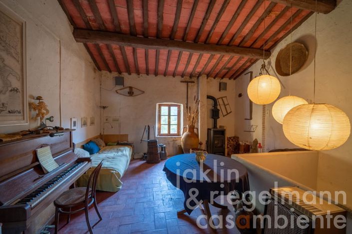 Image No.19-Ferme de 11 chambres à vendre à Arezzo