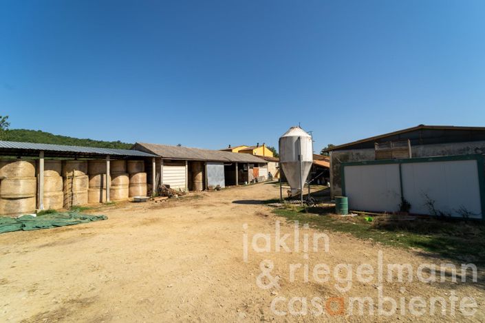 Image No.37-Ferme de 11 chambres à vendre à Arezzo