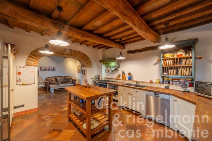 Image No.27-Maison de campagne de 8 chambres à vendre à Perugia