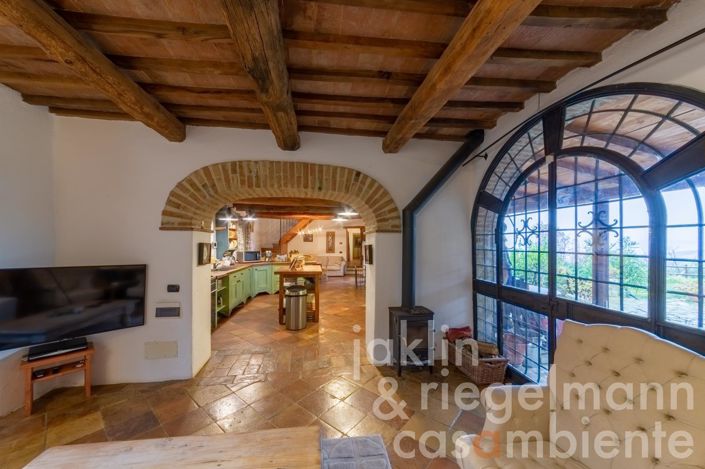 Image No.32-Maison de campagne de 8 chambres à vendre à Perugia