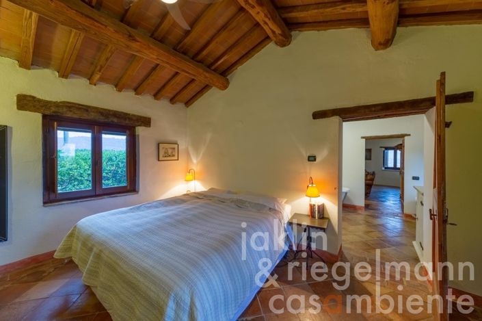 Image No.47-8 Bed Country House for sale
