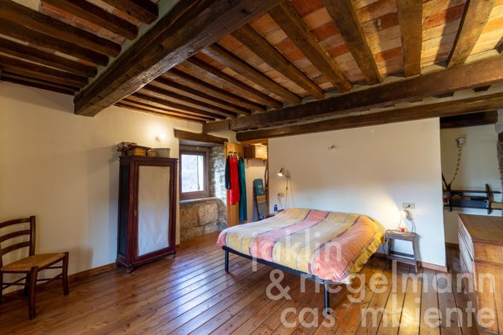 Image No.37-Maison de campagne de 5 chambres à vendre à Pietralunga