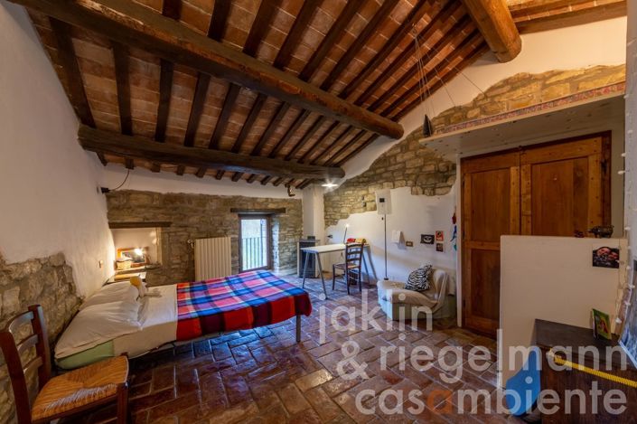 Image No.40-Maison de campagne de 5 chambres à vendre à Pietralunga