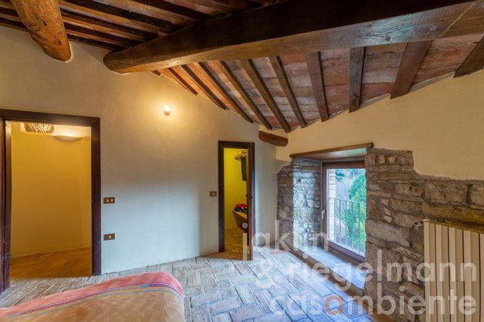 Image No.47-Maison de campagne de 5 chambres à vendre à Pietralunga