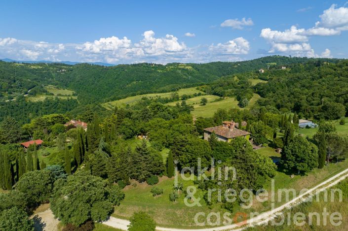 Image No.15-Maison de campagne de 9 chambres à vendre à Anghiari
