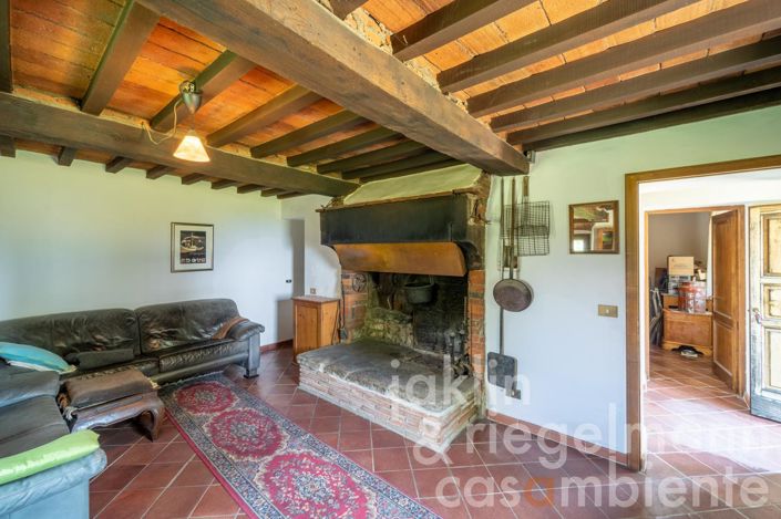 Image No.24-Maison de campagne de 9 chambres à vendre à Anghiari