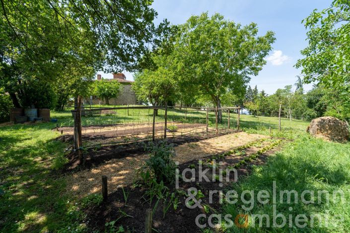 Image No.74-Maison de campagne de 9 chambres à vendre à Anghiari