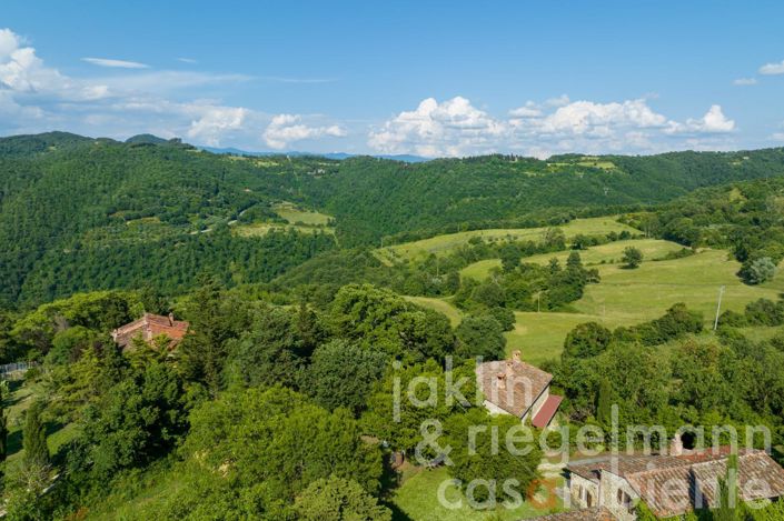 Image No.9-Maison de campagne de 9 chambres à vendre à Anghiari