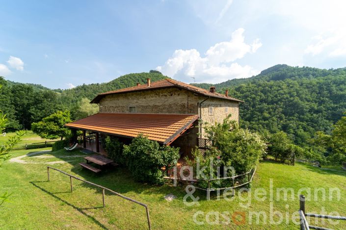 Image No.3-10 Bed Farmhouse for sale