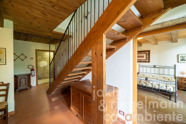 Image No.49-10 Bed Farmhouse for sale