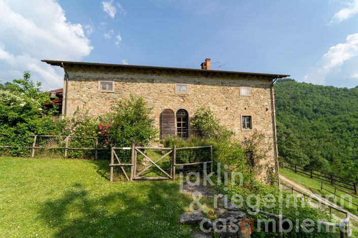 Image No.5-Ferme de 10 chambres à vendre à Stia