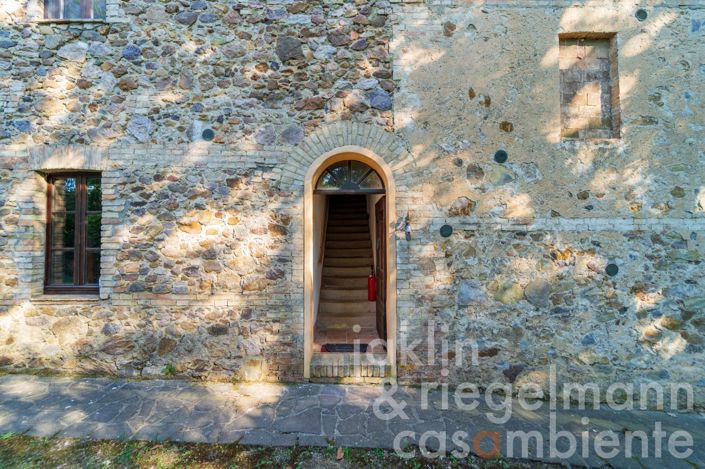 Image No.13-Ferme de 5 chambres à vendre à Monticiano
