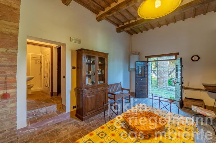 Image No.15-Ferme de 5 chambres à vendre à Monticiano