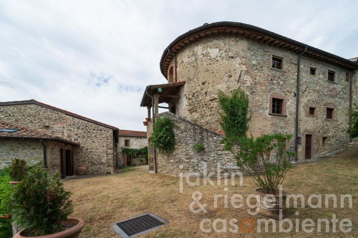 Image No.3-5 Bed Country House for sale