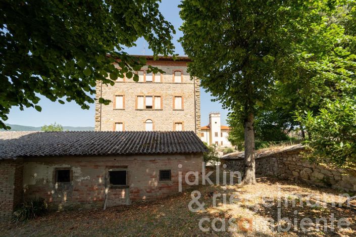 Image No.12-Maison de 35 chambres à vendre à Castèl San Niccolò