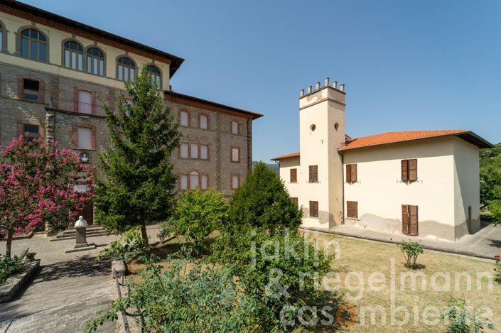 Image No.18-Maison de 35 chambres à vendre à Castèl San Niccolò