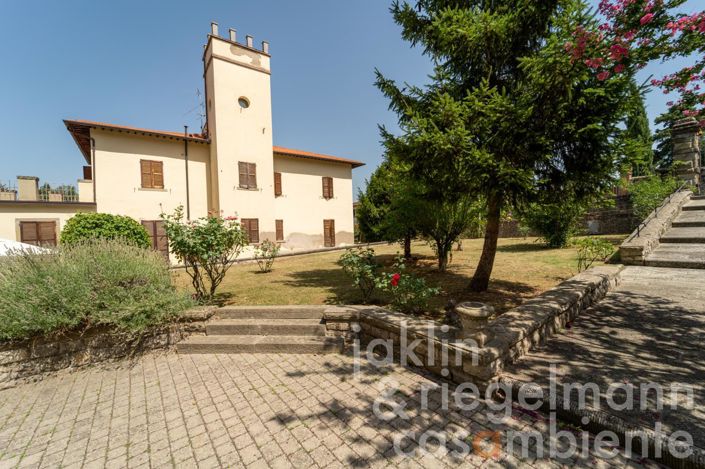 Image No.20-Maison de 35 chambres à vendre à Castèl San Niccolò