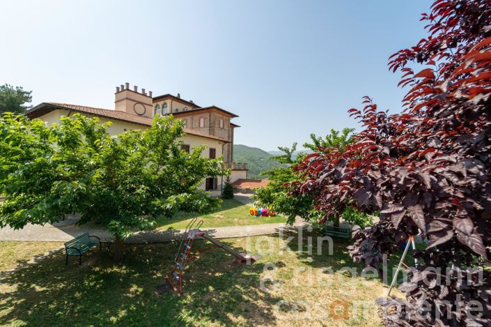 Image No.28-Maison de 35 chambres à vendre à Castèl San Niccolò