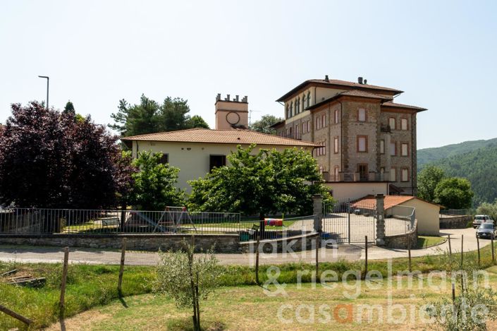 Image No.30-Maison de 35 chambres à vendre à Castèl San Niccolò