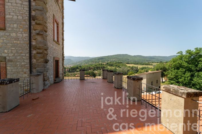 Image No.44-Maison de 35 chambres à vendre à Castèl San Niccolò