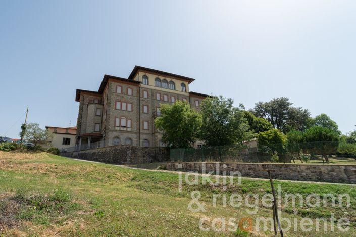 Image No.5-Maison de 35 chambres à vendre à Castèl San Niccolò