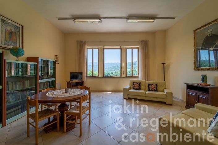 Image No.63-Maison de 35 chambres à vendre à Castèl San Niccolò