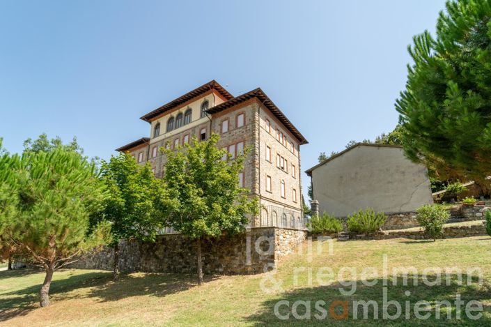 Image No.9-Maison de 35 chambres à vendre à Castèl San Niccolò