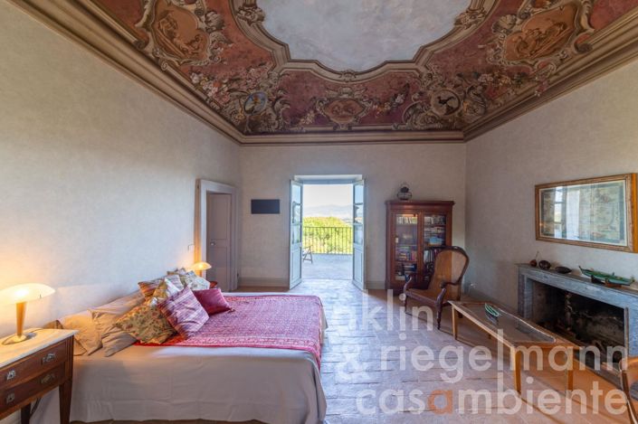 Image No.18-3 Bed Apartment for sale