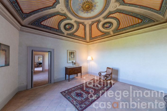 Image No.20-3 Bed Apartment for sale