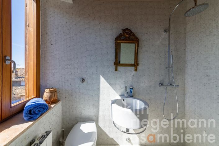 Image No.24-3 Bed Apartment for sale