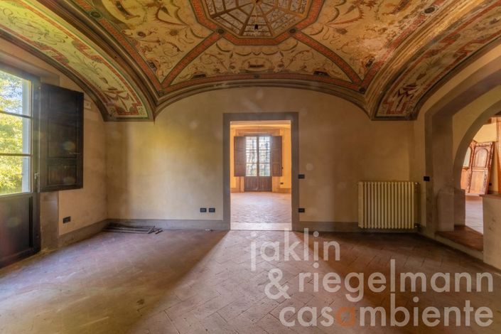 Image No.21-Villa de 27 chambres à vendre à Arezzo