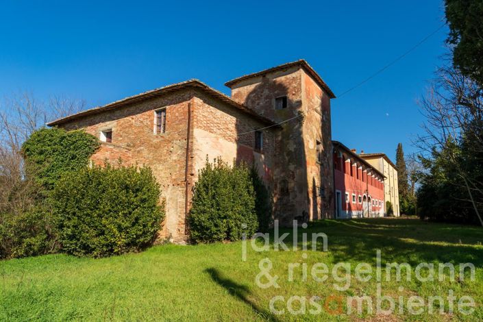 Image No.3-Villa de 27 chambres à vendre à Arezzo