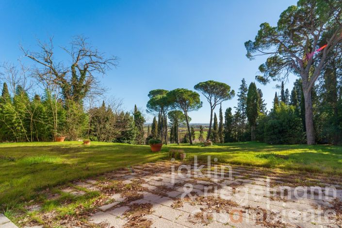 Image No.8-Villa de 27 chambres à vendre à Arezzo