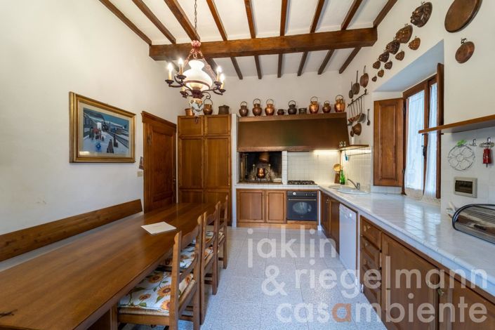 Image No.19-4 Bed Country House for sale