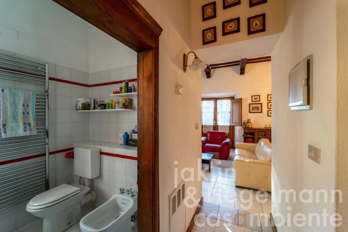 Image No.21-4 Bed Country House for sale