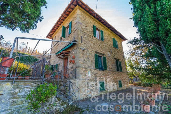 Image No.3-4 Bed Country House for sale