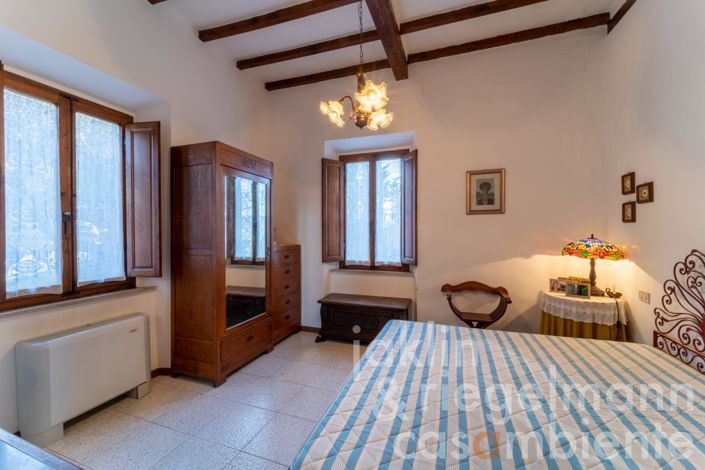 Image No.30-4 Bed Country House for sale