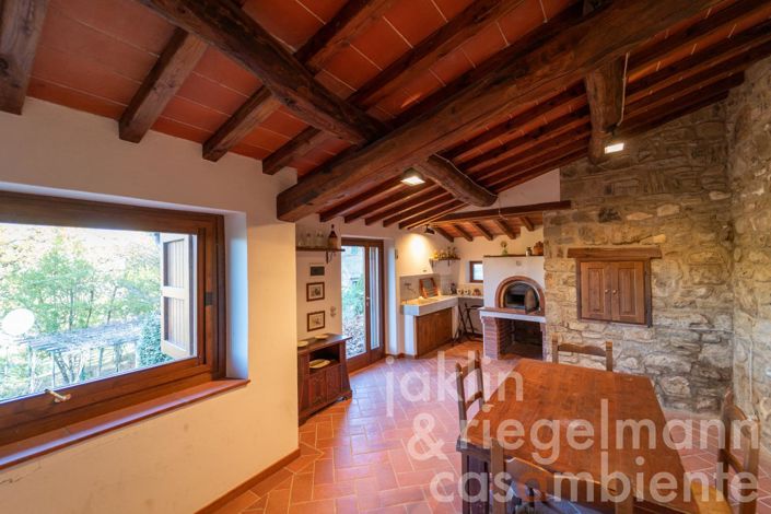 Image No.34-4 Bed Country House for sale