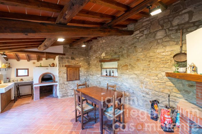 Image No.35-4 Bed Country House for sale